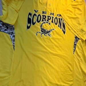 Vero-moda Men's Yellow Top